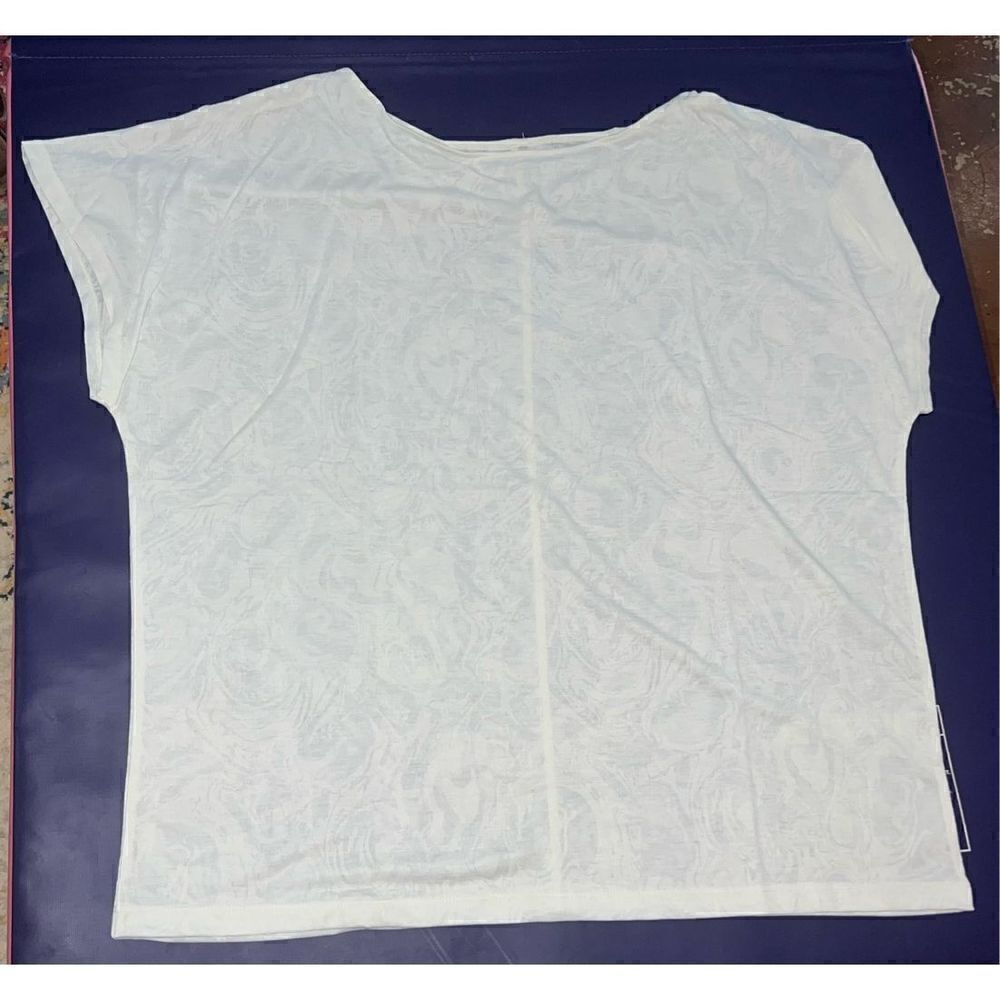 Peach Breakwater Tee (L) - Picture 3 of 3